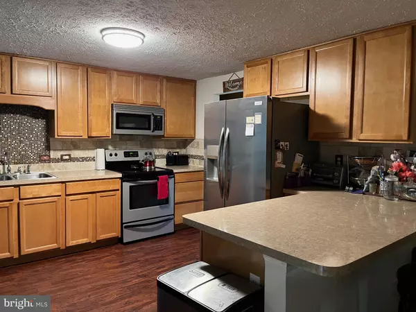 Waldorf, MD 20602,4071 POWELL CT