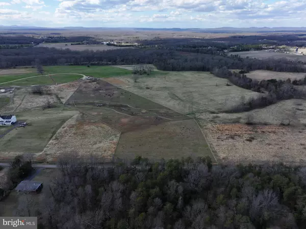 Nokesville, VA 20181,11820 REID LN