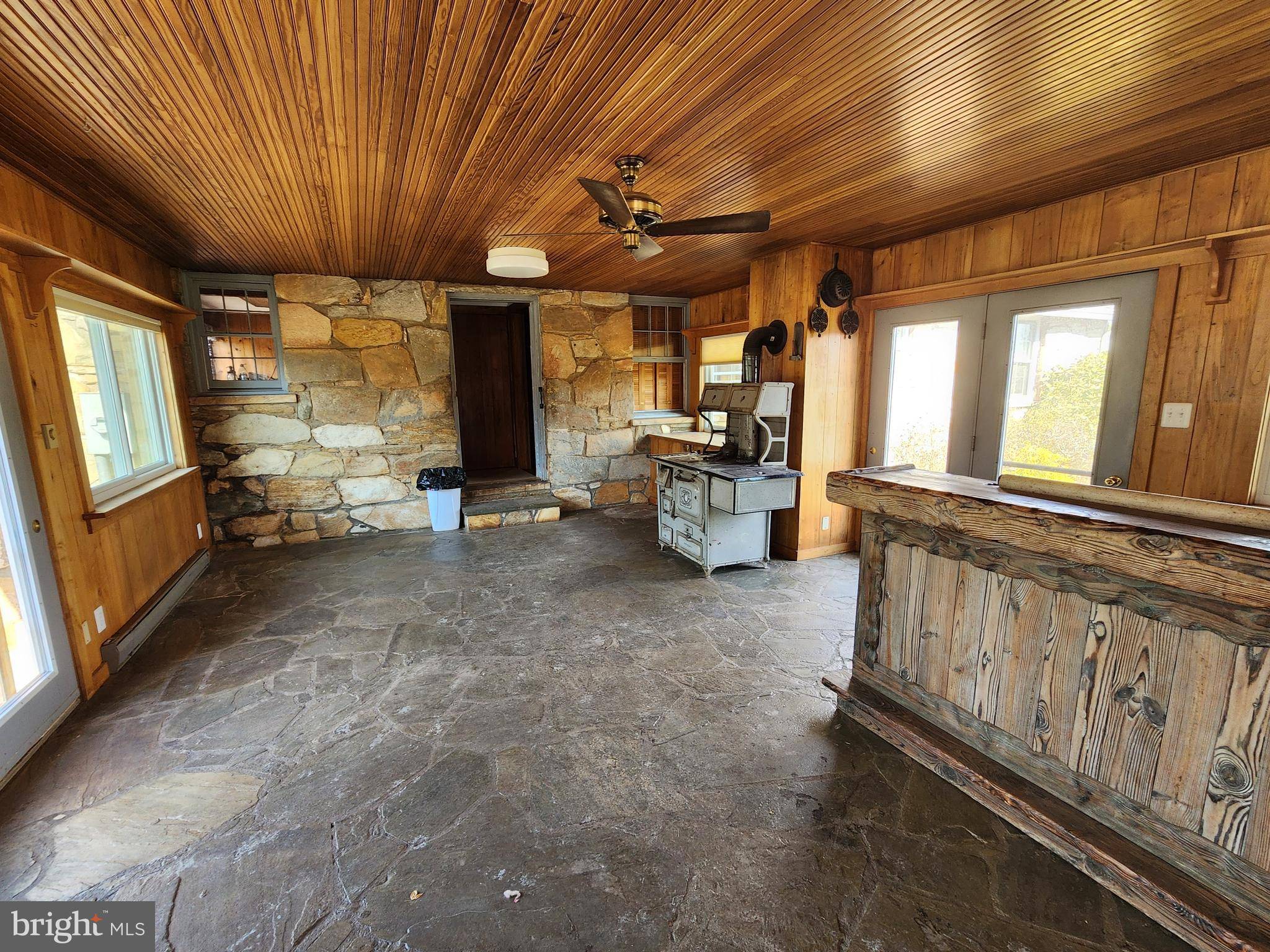 Warrenton, VA 20186,9527 SPRINGS RD