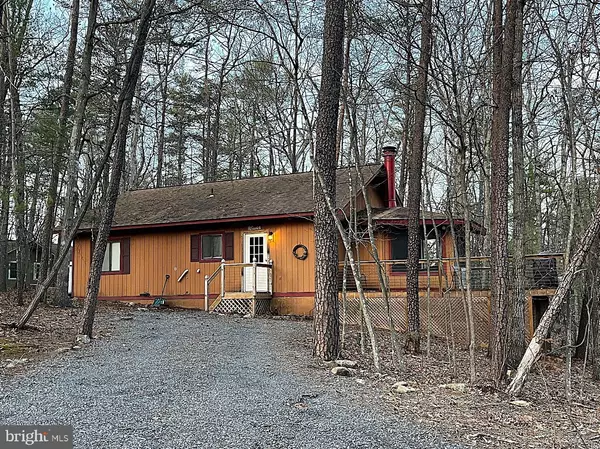 11 PICARD CT, Basye, VA 22810