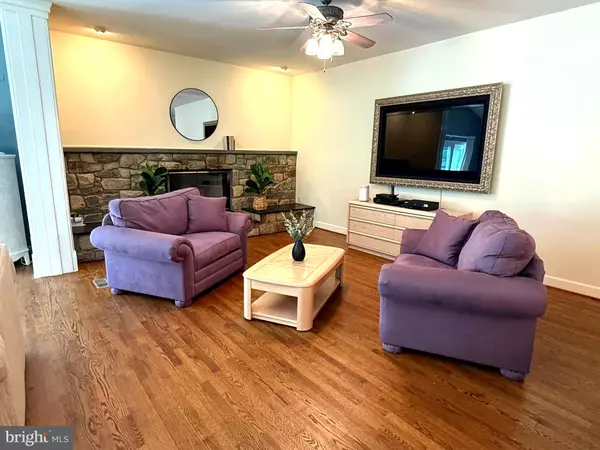 Olney, MD 20832,17114 FITZROY WAY