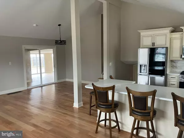 Cinnaminson, NJ 08077,601 WILLOW DR