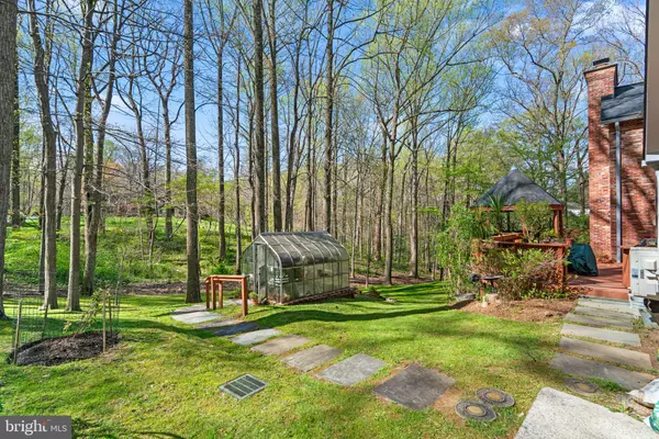 Ashton, MD 20861,200 ASHCROFT CT