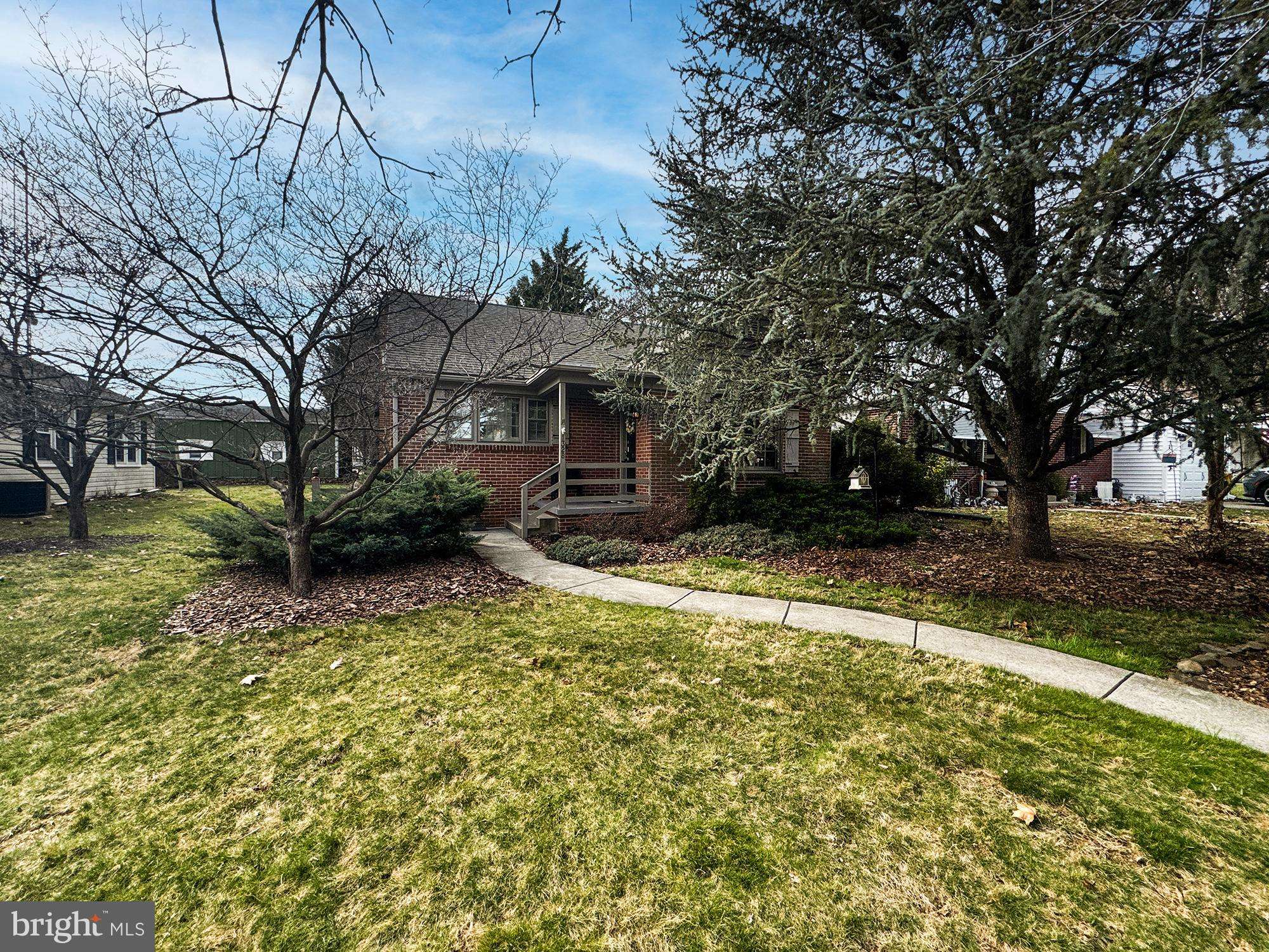 Hanover, PA 17331,1328 E WALNUT ST