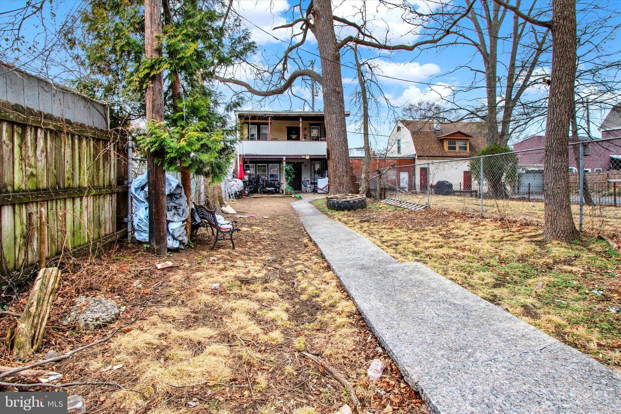 Reading, PA 19602,238 S 5TH ST