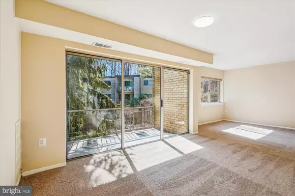 Rockville, MD 20852,12215 BRAXFIELD CT #109