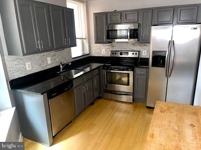 Washington, DC 20009,1108 COLUMBIA RD NW #106