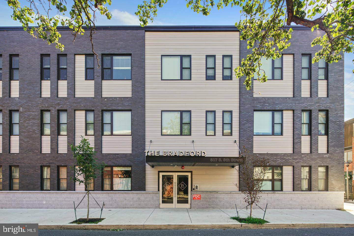 Philadelphia, PA 19147,507 S 8TH ST #103