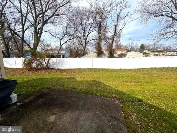 Edgewater Park, NJ 08010,17 BELMONT AVE