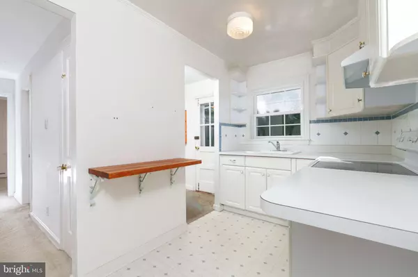 725 HILLSIDE DR, West Chester, PA 19380