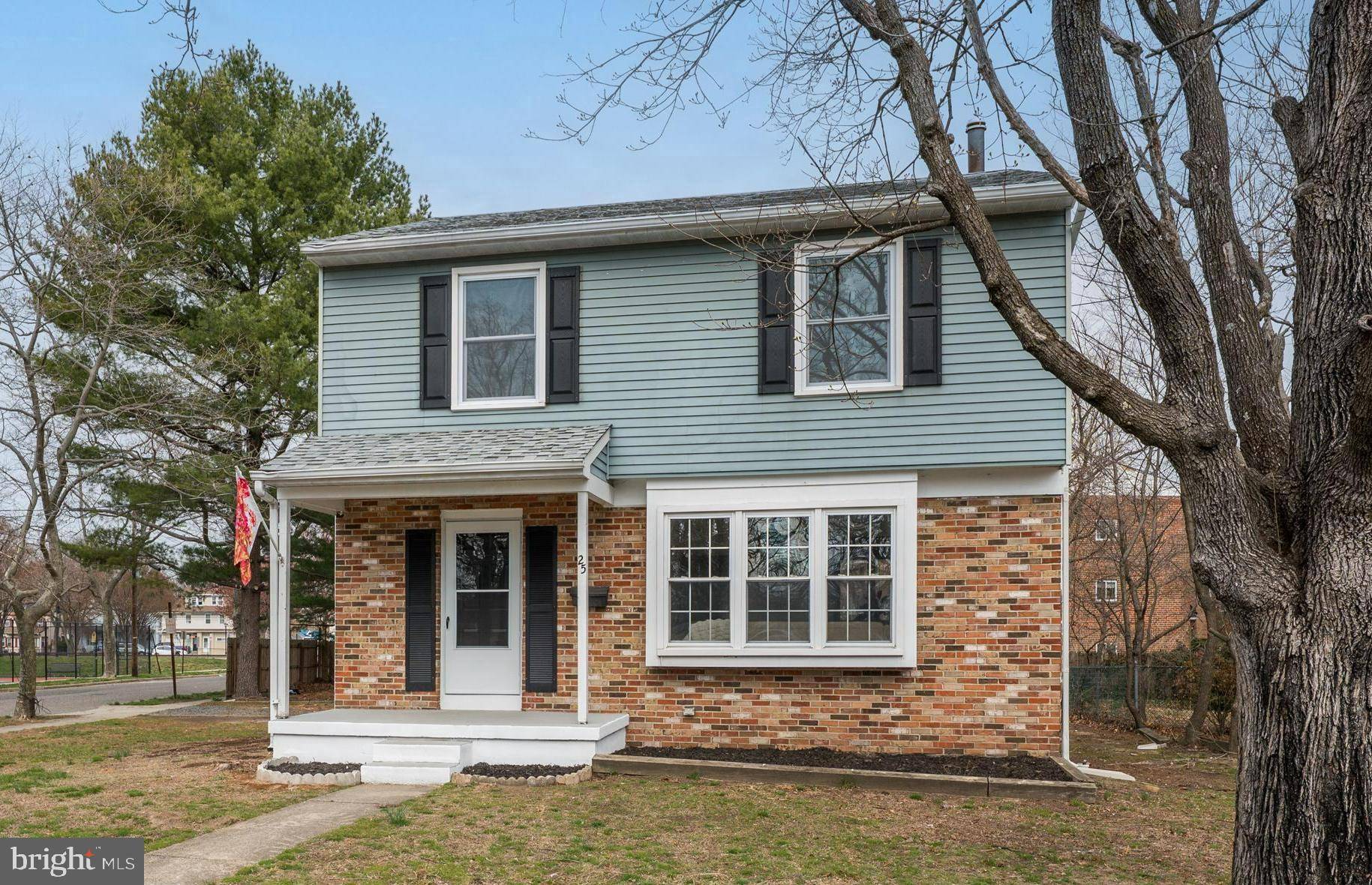 25 W SPRING GARDEN ST, Palmyra, NJ 08065