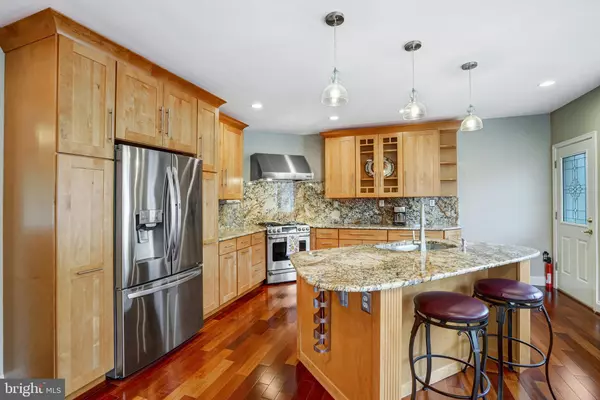 Arlington, VA 22205,2301 N KENTUCKY ST