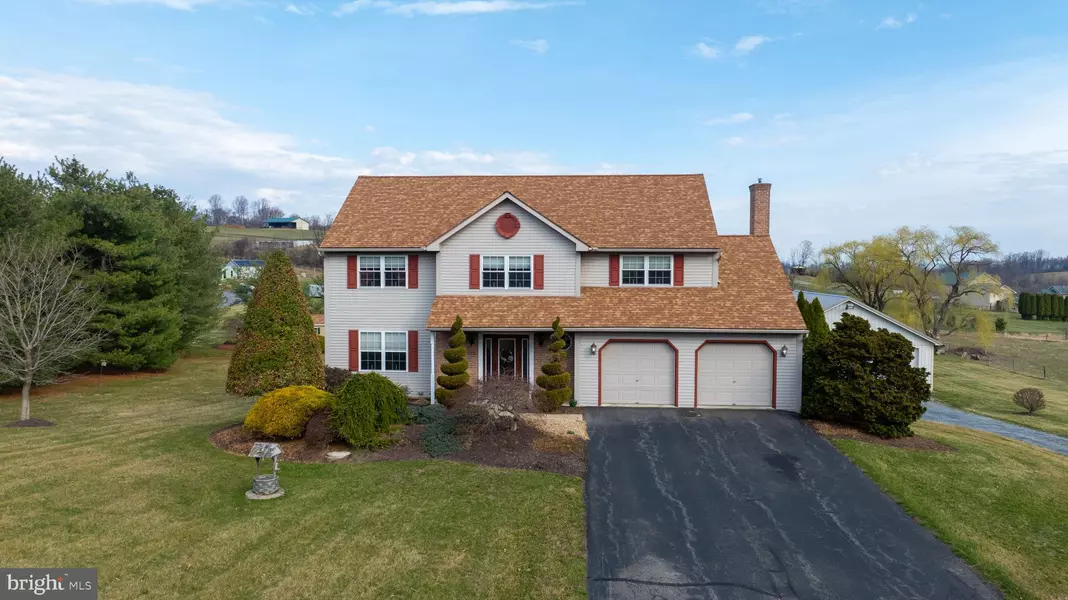 201 MOUNTAIN TOP RD, Wernersville, PA 19565