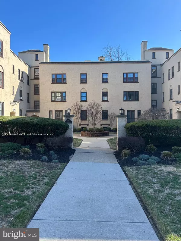 Merchantville, NJ 08109,210 MAPLE AVENUE #B3