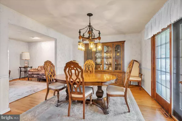 Blackwood, NJ 08012,14 WOODLANE DR