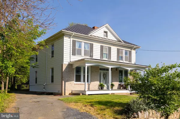 Winchester, VA 22601,911 MARTINSBURG PIKE