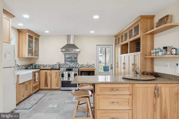 Stevensville, MD 21666,227 LOVE POINT AVE