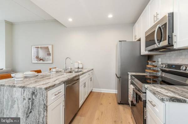 Philadelphia, PA 19103,139-59 N 23RD ST #305