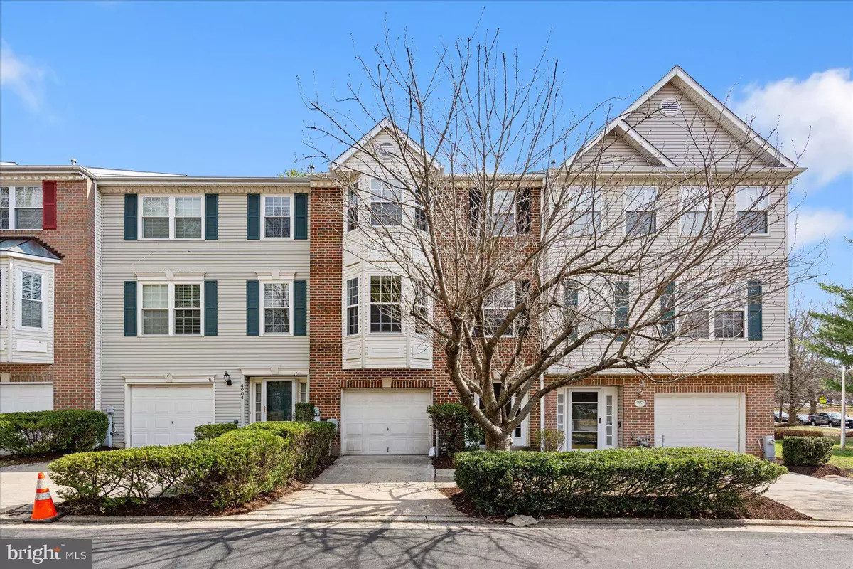 Ellicott City, MD 21043,4902 DAWSONS WAY #35