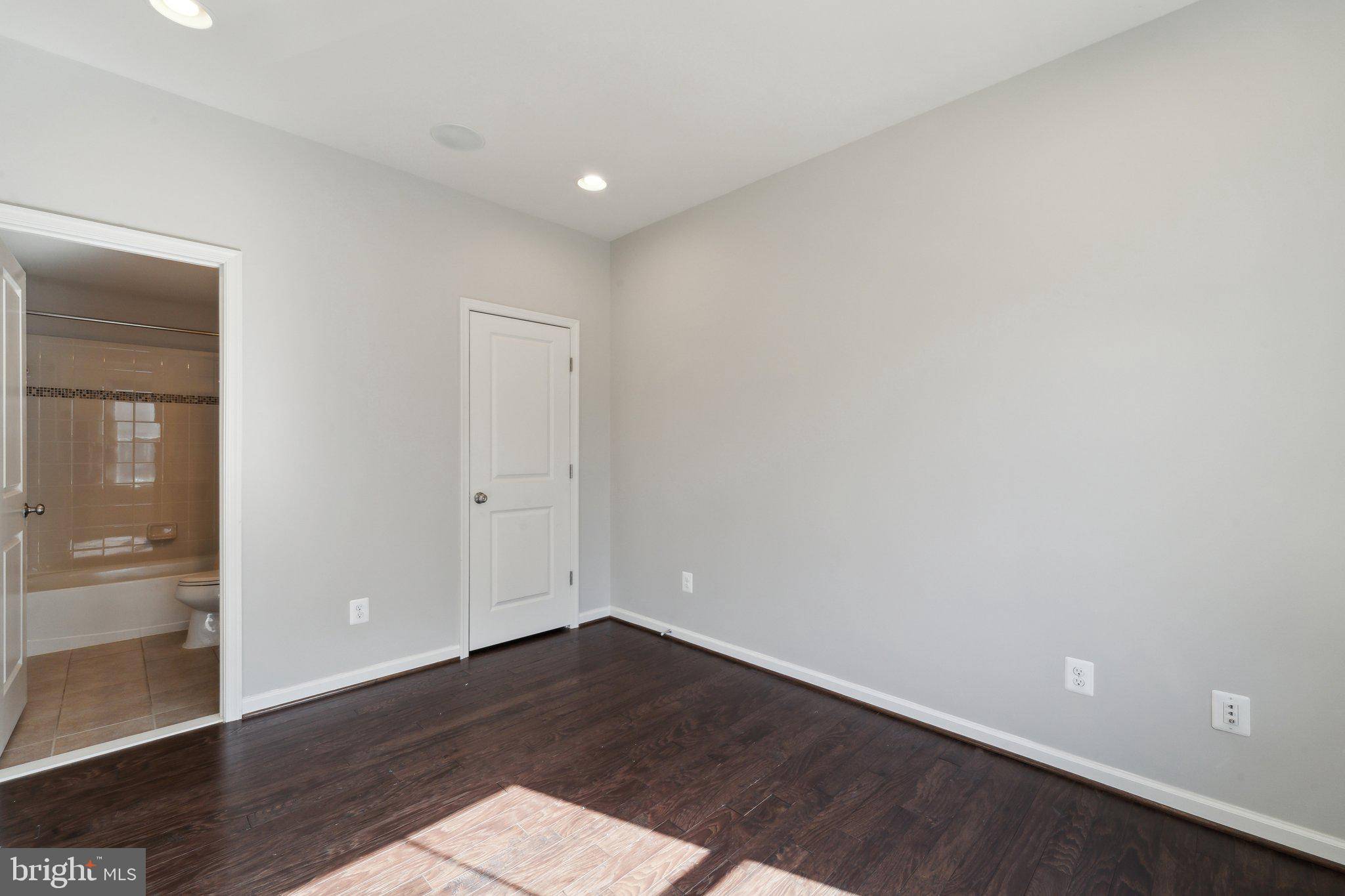 Ashburn, VA 20147,20398 CODMAN DR
