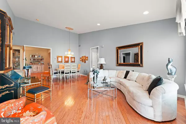 Langhorne, PA 19047,210 SHADY BROOK DR