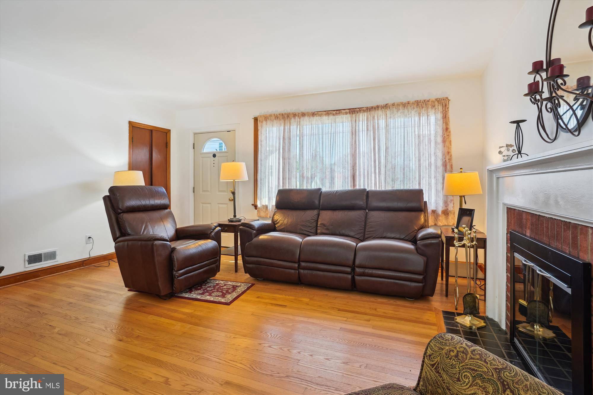Fairfax, VA 22030,10502 CENTER ST