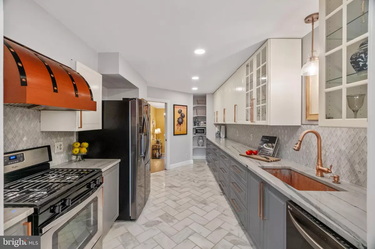 Alexandria, VA 22304,6353 BRAMPTON CT