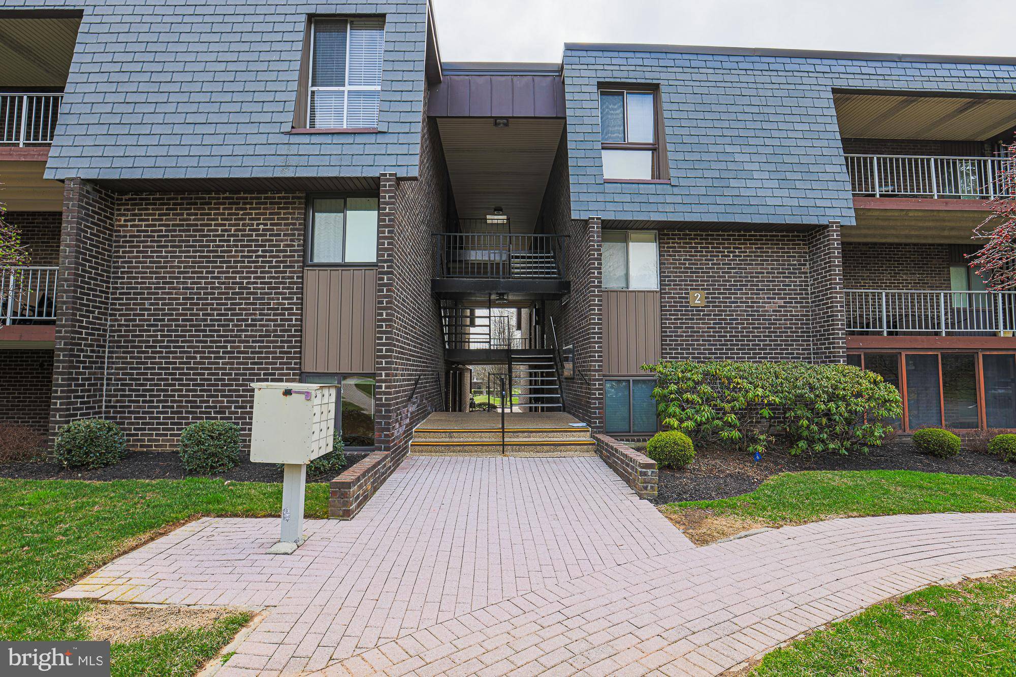 Pikesville, MD 21208,2 STONEHENGE CIR #9