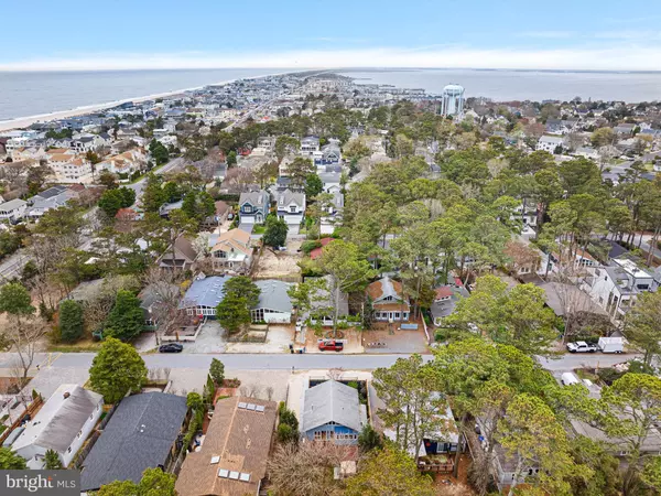 Dewey Beach, DE 19971,111 CAROLINA ST