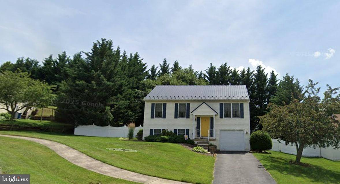 105 DANIELS CT, Smithsburg, MD 21783