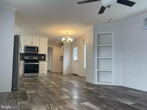 Pennsville, NJ 08070,50 PENNINGTON DR.