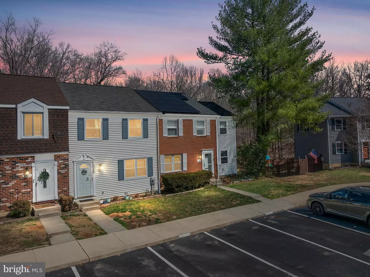 Crofton, MD 21114,2048 FOREST HILL LN