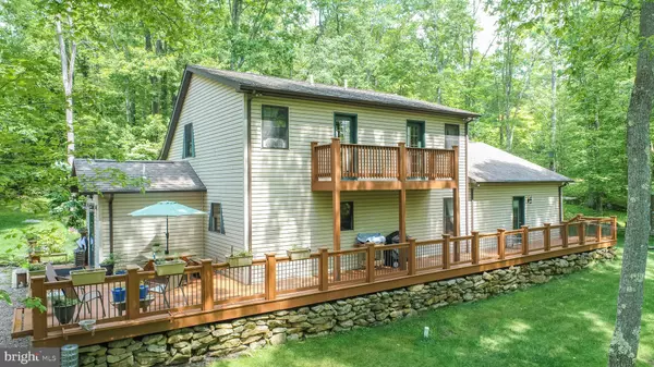 Oakland, MD 21550,328 STOOL ROCK RD