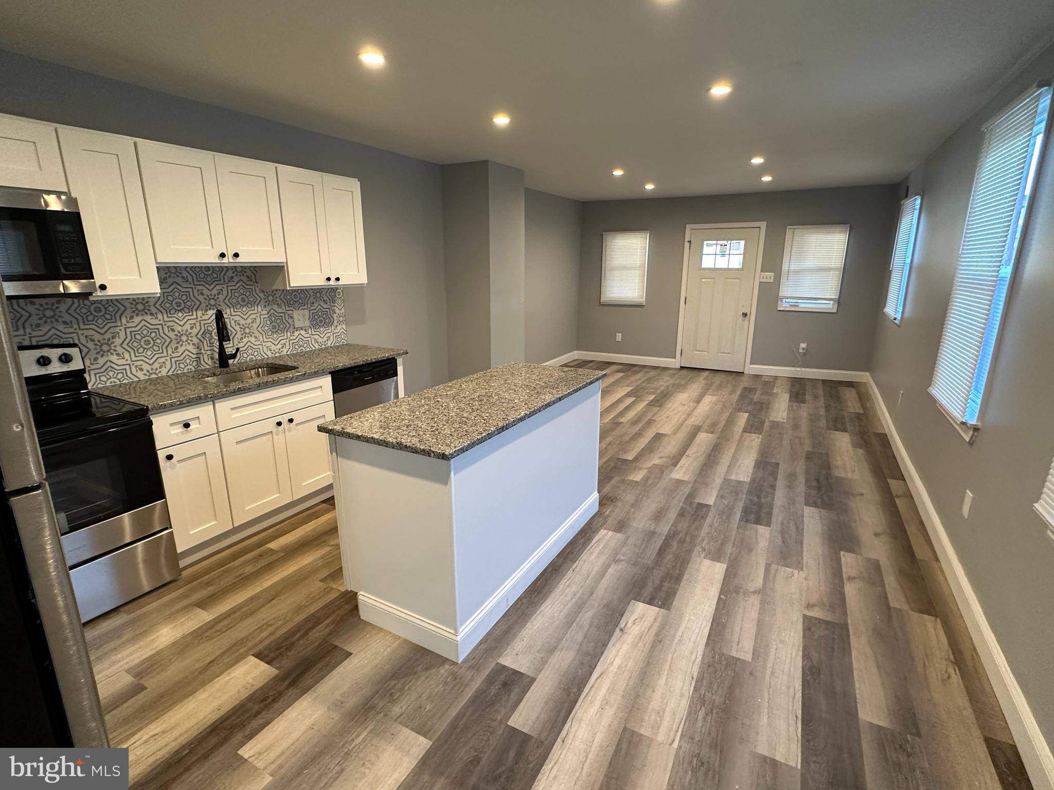 Bristol, PA 19007,415 DORRANCE ST