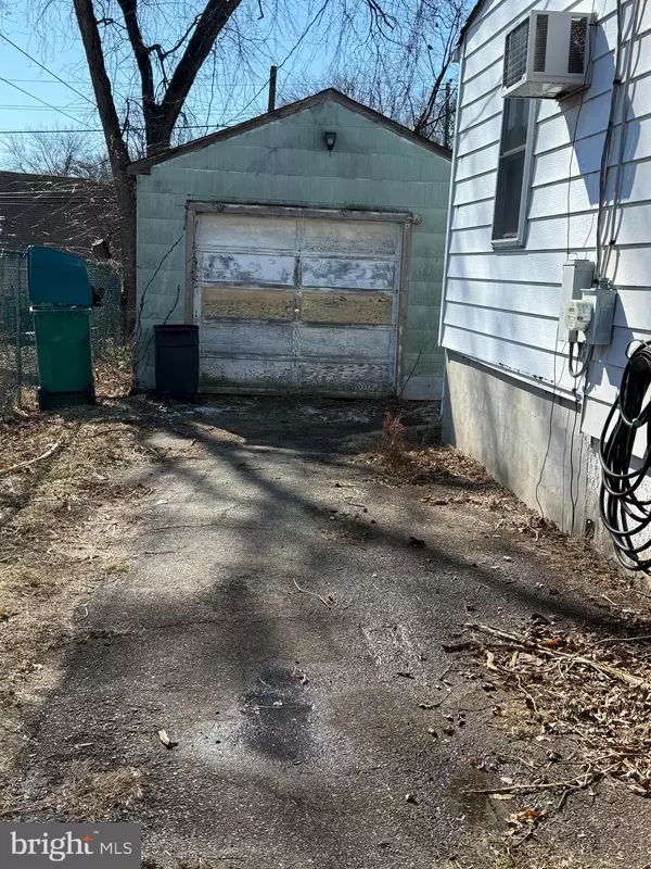 Bristol, PA 19007,2715 CREST AVE