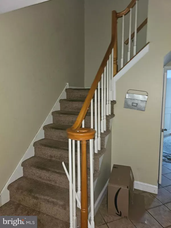 West Deptford, NJ 08086,1012 MOORE RD