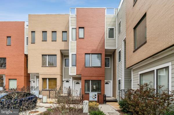 1384 TALBERT CT SE #1384, Washington, DC 20002