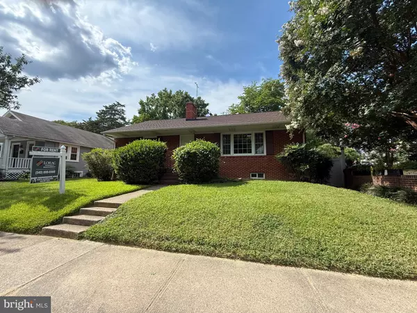 1209 ROWE ST, Fredericksburg, VA 22401