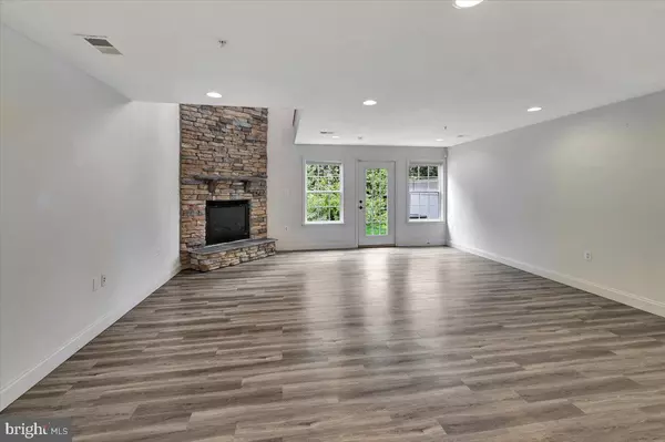 Owings Mills, MD 21117,9104 MARLOVE OAKS LN