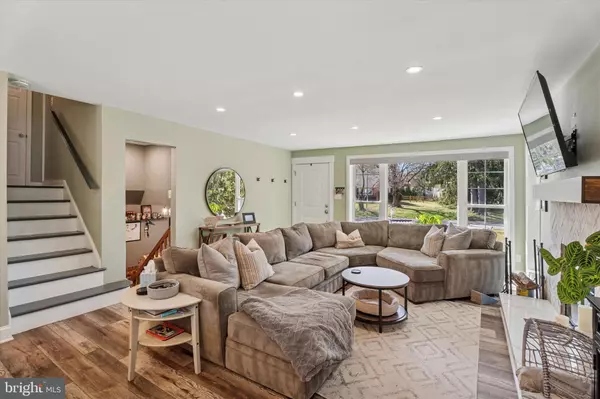 Wallingford, PA 19086,406 SHEFFIELD DR
