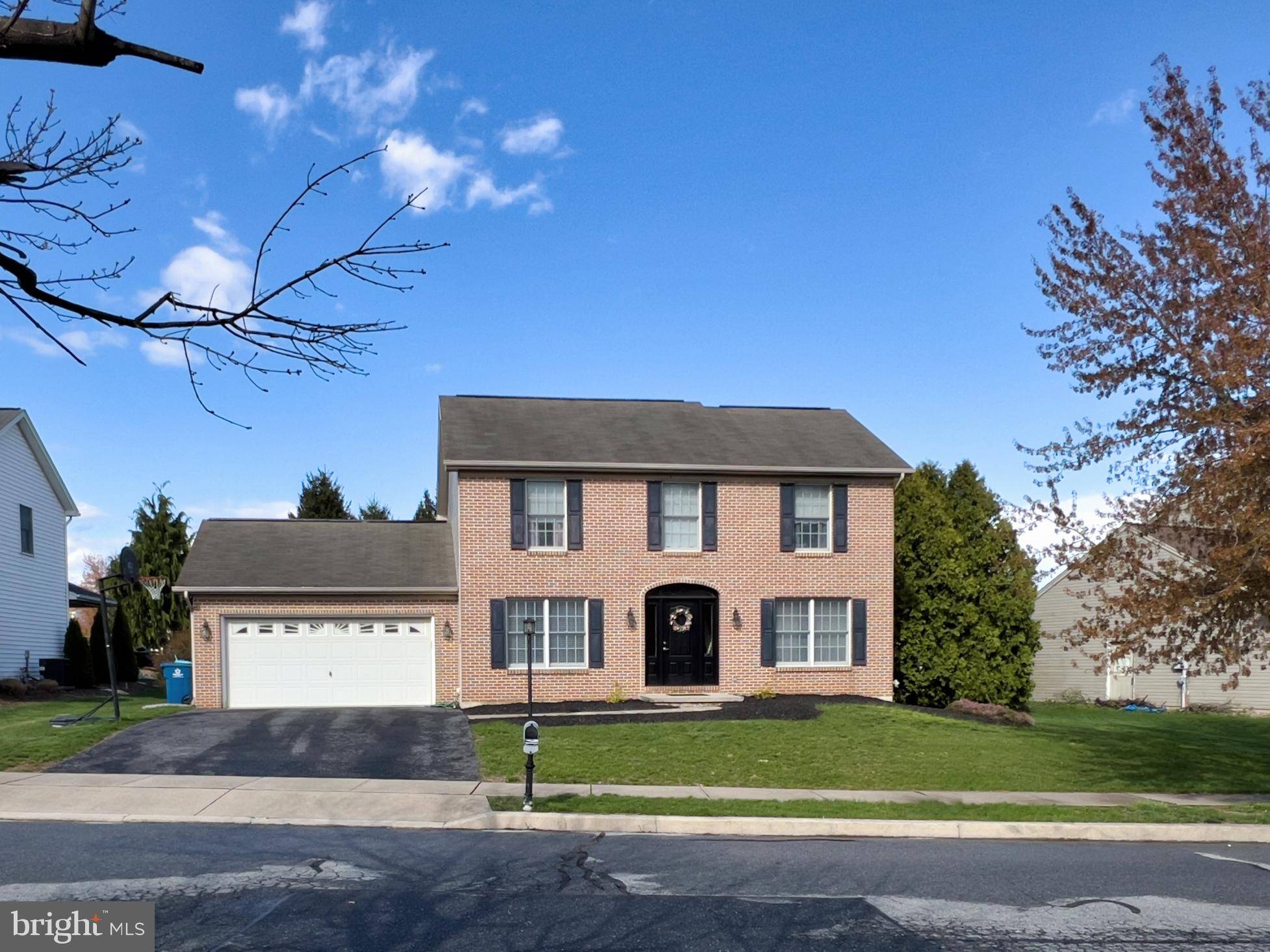 126 GRAYSTONE DR, Hummelstown, PA 17036