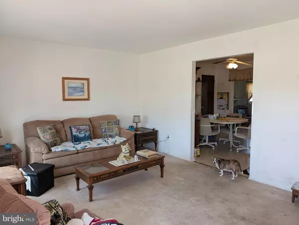 Forked River, NJ 08731,1020 CLUBHOUSE DR