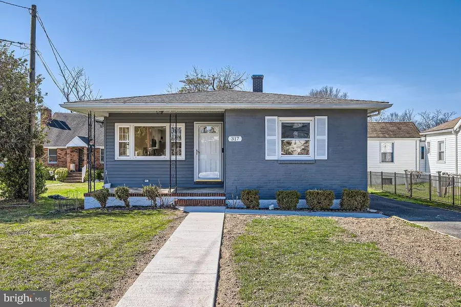 317 TOWNSEND RD, Essex, MD 21221