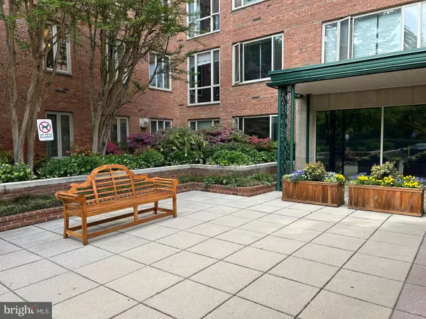 Washington, DC 20016,4301 MASSACHUSETTS AVE NW #7001