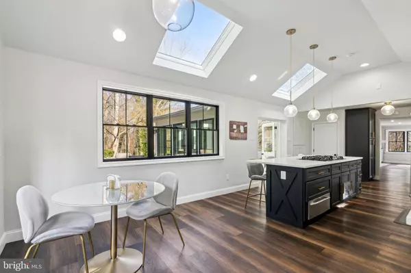 Elkins Park, PA 19027,8200 JENKINTOWN RD