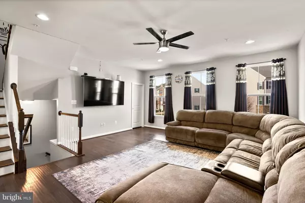 Owings Mills, MD 21117,9650 JULIA LN