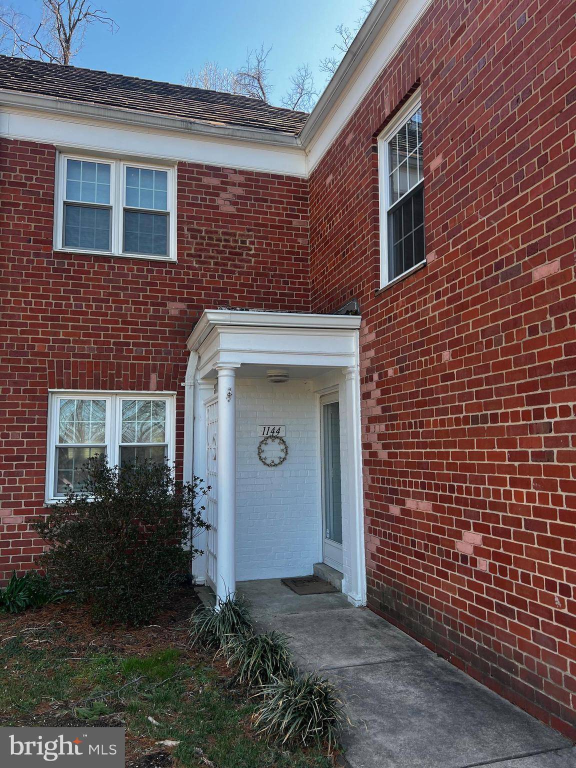 1144 VALLEY DR, Alexandria, VA 22302