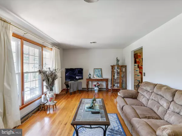 Frostburg, MD 21532,12114 VALE SUMMIT