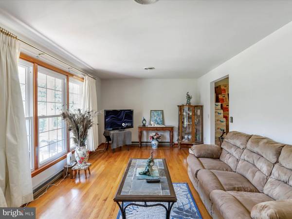 Frostburg, MD 21532,12114 VALE SUMMIT