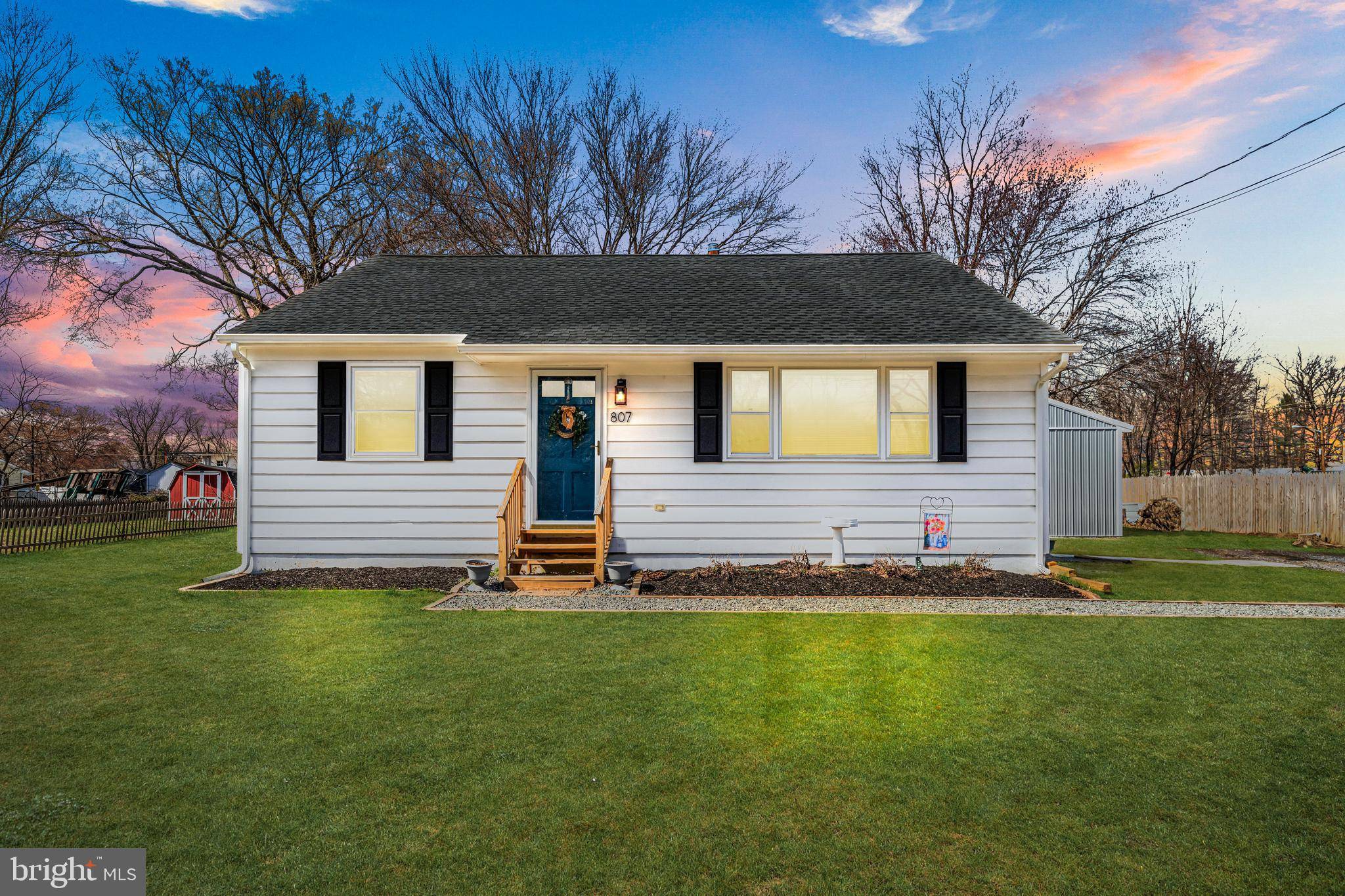 Woodbury, NJ 08096,807 INDIAN TRL AVE